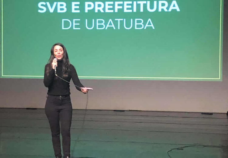 Conheça Mônica Buava